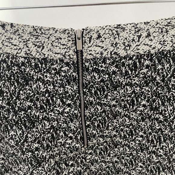 Banana Republic mini skirt black and white petite length size 2P - Picture 6 of 8